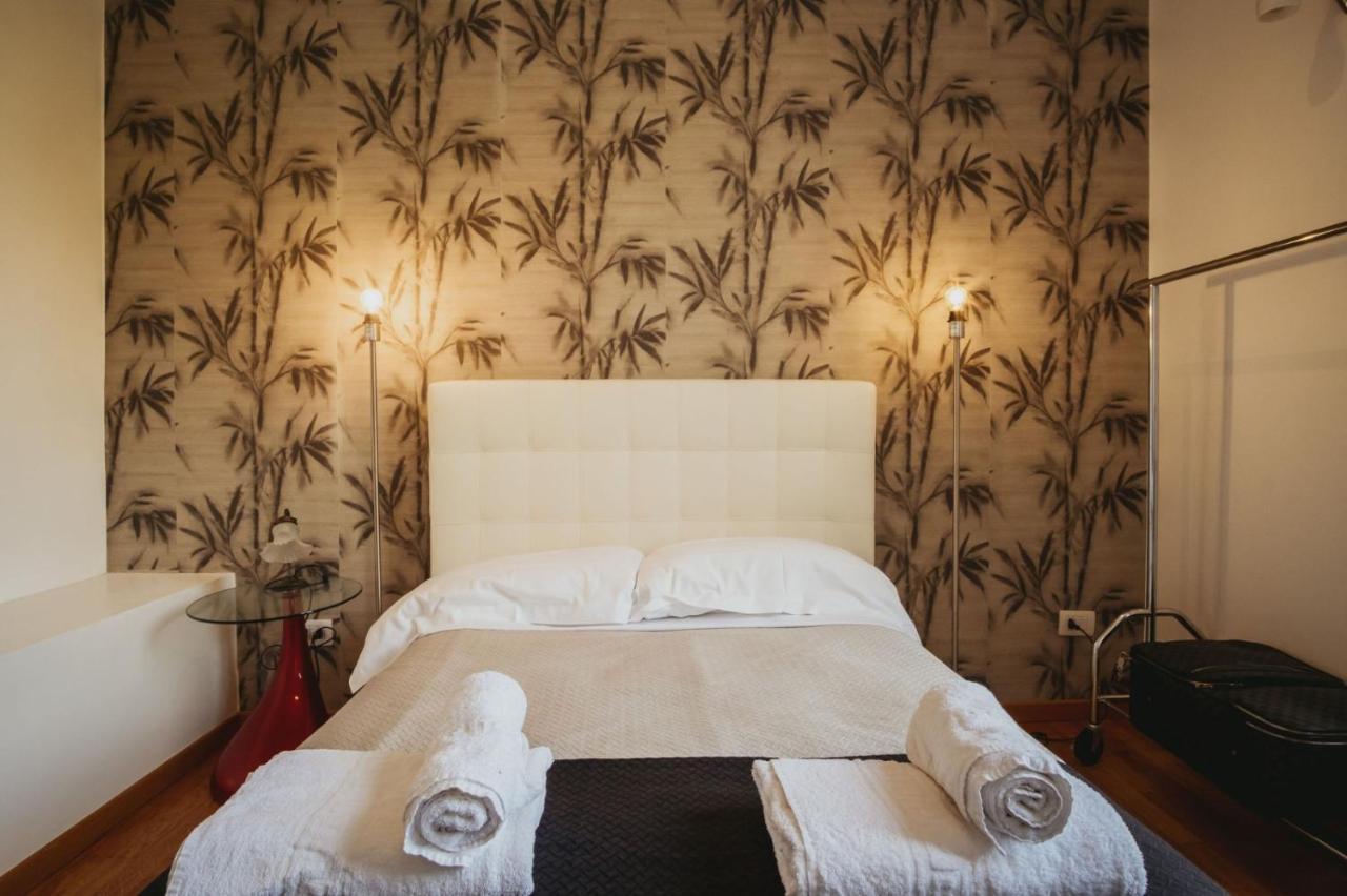Colosseum Rooms Рим Екстер'єр фото