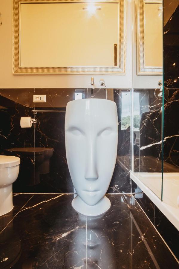 Colosseum Rooms Рим Екстер'єр фото